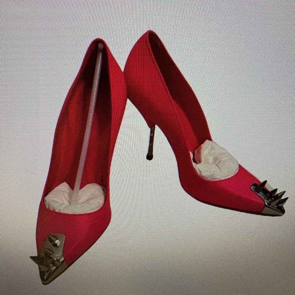 NWOT IN BOX Alexander McQueen hot pink Spiked Heels